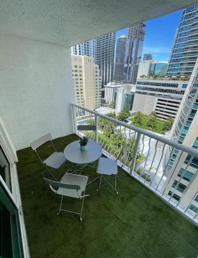 Studios In Brickell With Pool, Gym, Free Parking And Game Room Miami Exterior photo